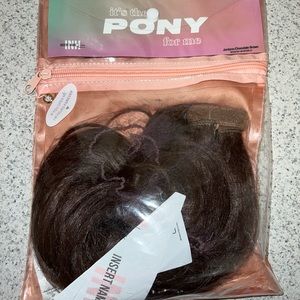 NEW! INH Hair (INSERT NAME HERE)Jordynn Ponytail! Chocolate Brown. 18 mid length